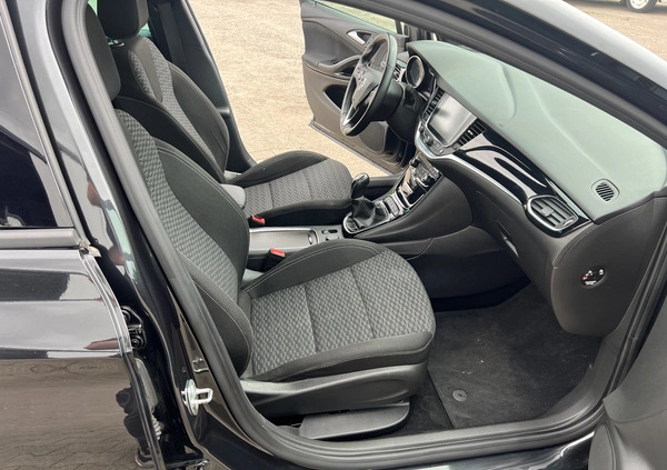 Opel Astra cena 45900 przebieg: 180000, rok produkcji 2016 z Mysłowice małe 497